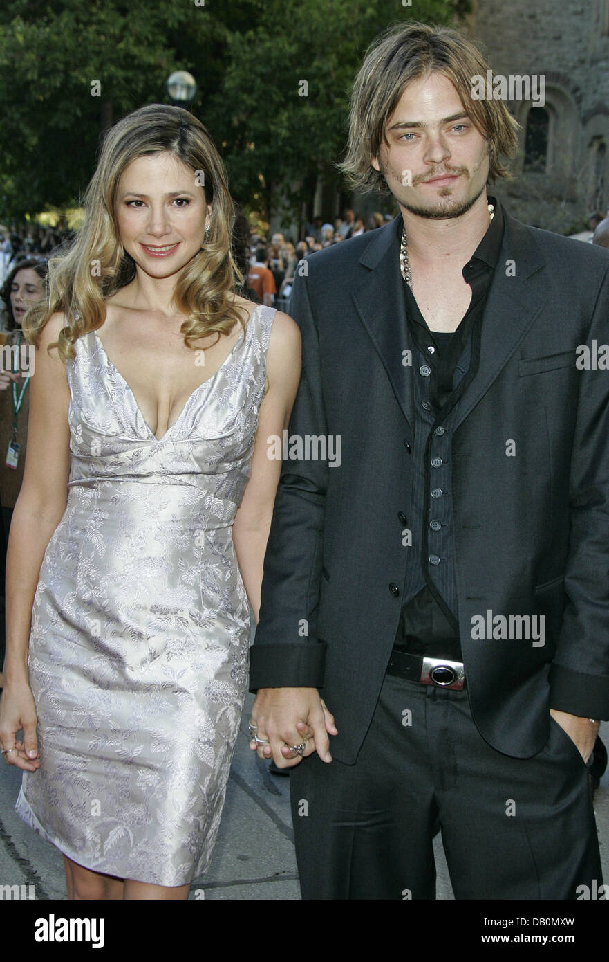mira sorvino husband mira sorvino husband