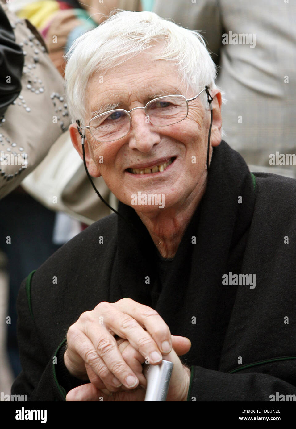 Artist and caricaturist Tomi Ungerer laughs at the opening of the art-toilet designed by himself in Plochingen, Germany, 15 September 2007. The first design of the toilet last year was controversial. Photo: Bernd Weißbrod Stock Photo
