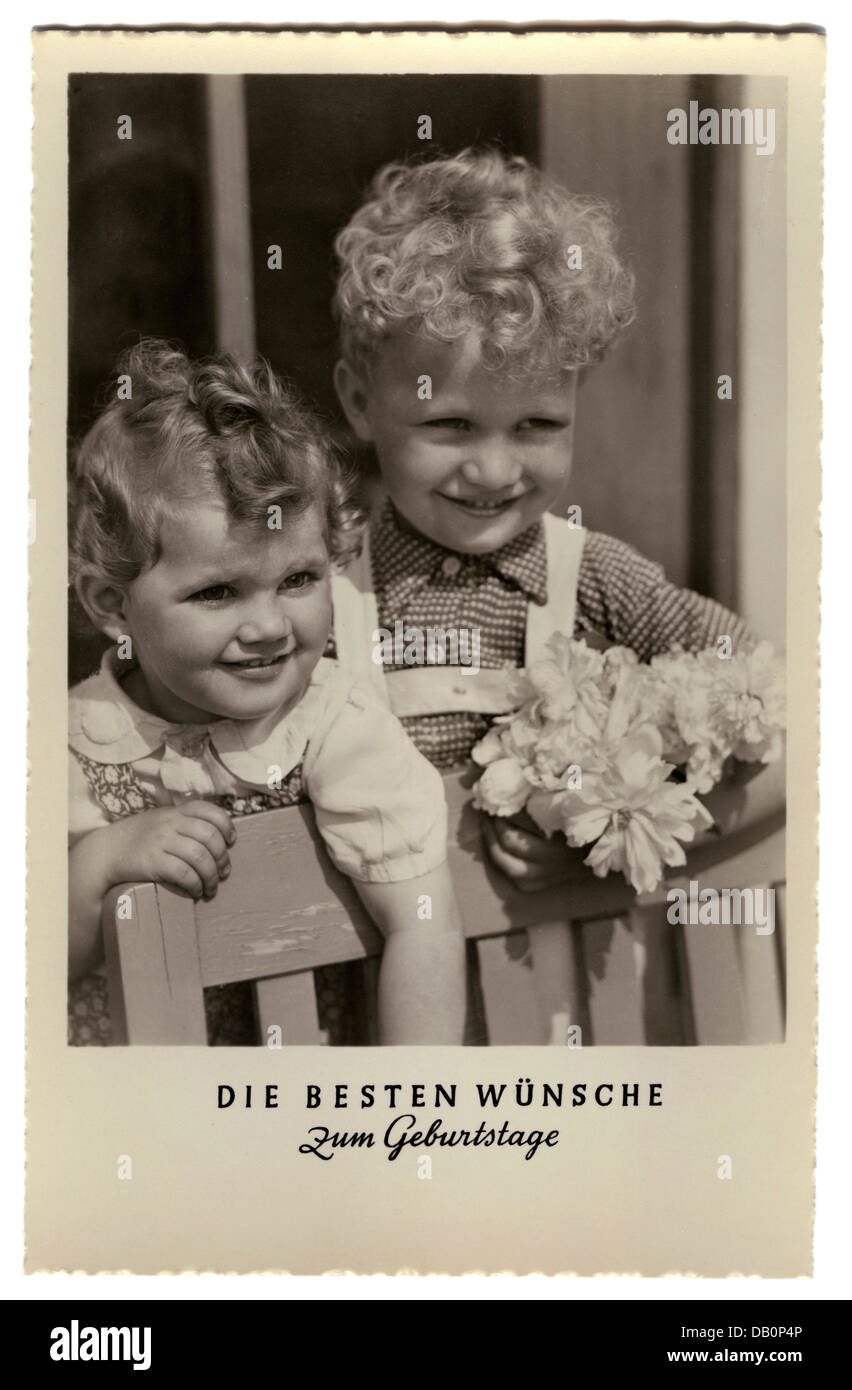 festivities, greetings card birthday, 'Die besten Wünsche zum Geburtstage' (Best wishes for your birthday), children with flowers, picture postcard, Germany, 1930s, Additional-Rights-Clearences-Not Available Stock Photo