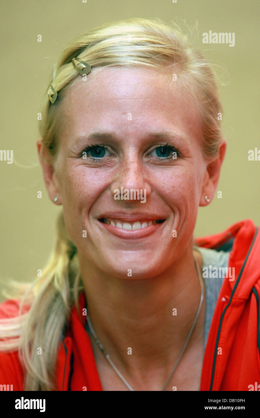 A file photo dated 29.08.2007 shows German long jump athlete Bianca Kappler during the Athletics World Championships 2007 in Osaka, Japan. According to a report by German daily 'Saarbruecker Zeitung' (Wednesday edition, 17.10.2007) the athlete does not rule out sueing her former competitor and confessed doping abuser US American Marion Jones. Kappler had narrowly missed the 2004 Ol Stock Photo