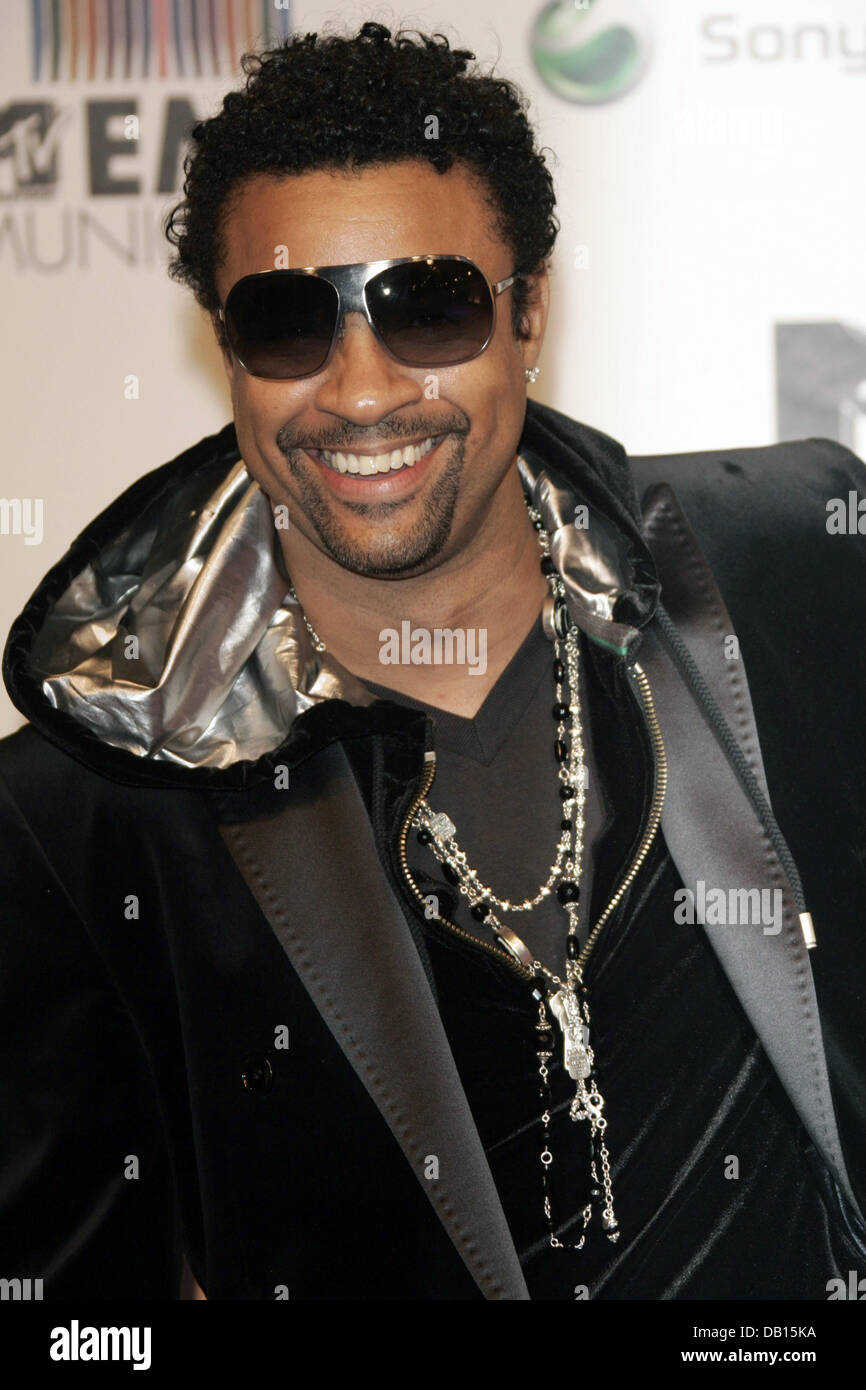 Jamaican singer Shaggy poses as he arrives on the red carpet for the
