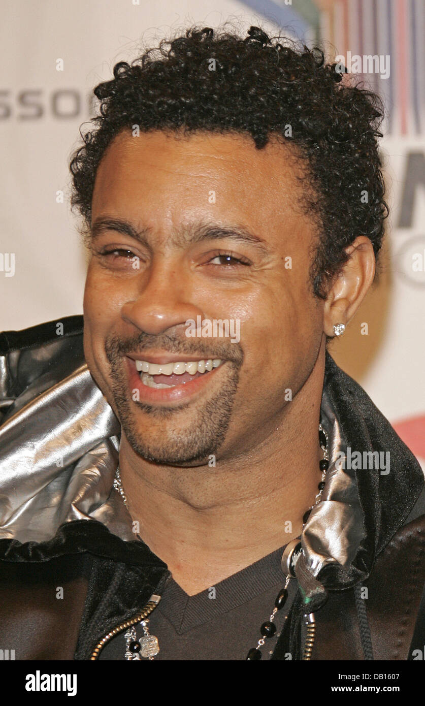 Jamaican singer Shaggy poses as he arrives on the red carpet for the