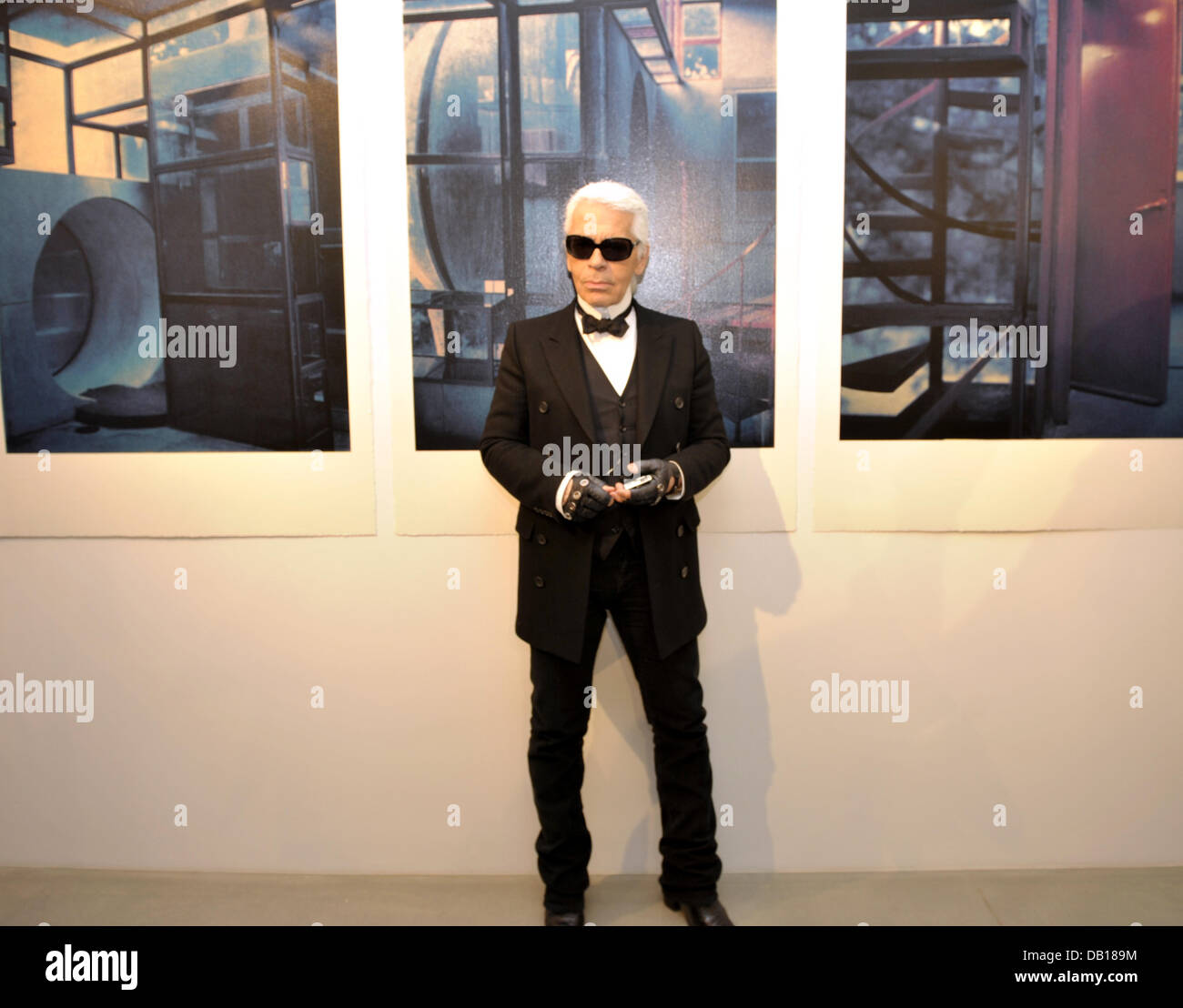 German fashion designer Karl Lagerfeld poses during his exhibition's ...