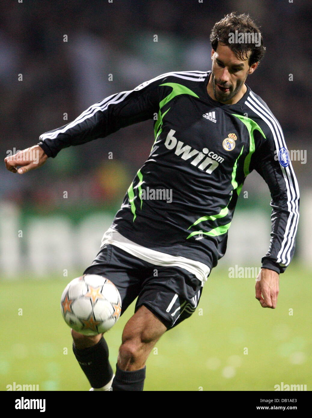 Ruud van nistelrooy real madrid hi-res stock photography and