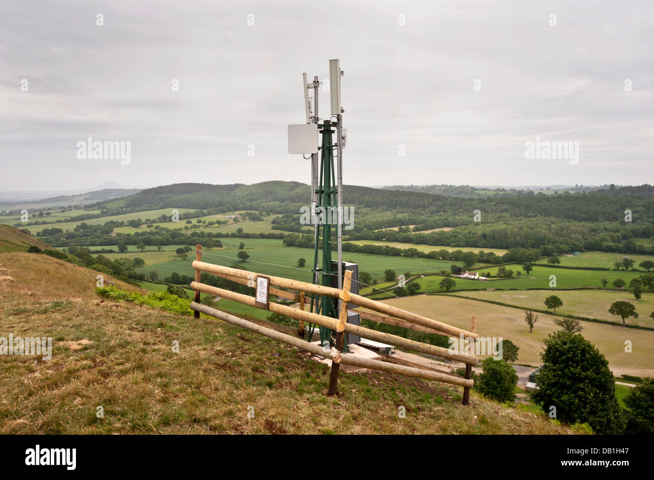 Small community broadband mast in an AONB on the Lawley hill, Church Stretton, Shropshire, UK Stock Photo
