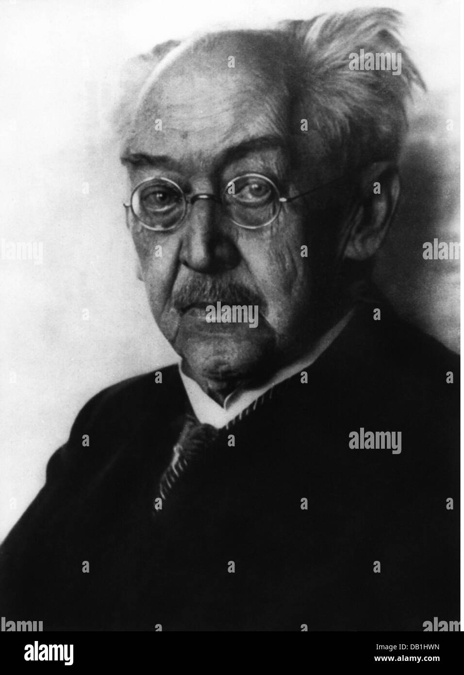 Harnack, Adolf von, 7.5.1851 - 10.6.1930, German Protestant theologian and church historian, president of the Kaiser Wilhelm Society for the Advancement of Science 1911 - 1930, portrait, circa 1920, Stock Photo