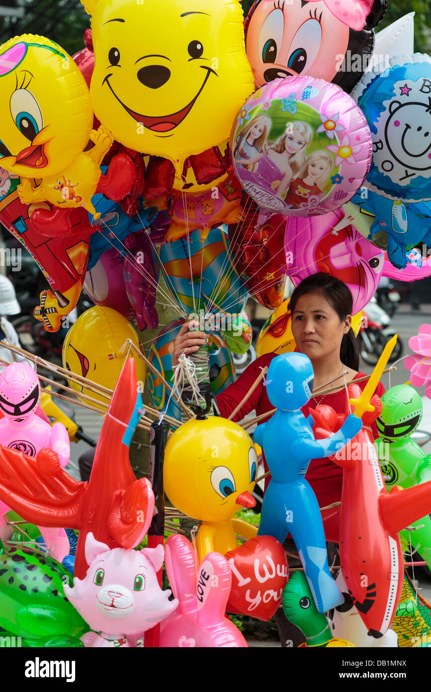 Selling party balloons on the street in Hanoi, Vietnam, Asia Stock Photo -  Alamy