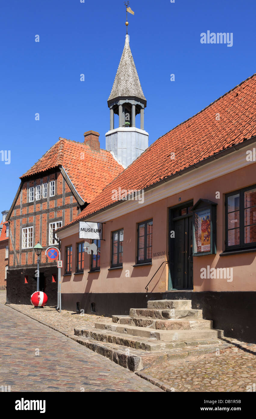 Det Gamle Rådhus Museum in Juulsbakke cobbled street in quaint old town ...