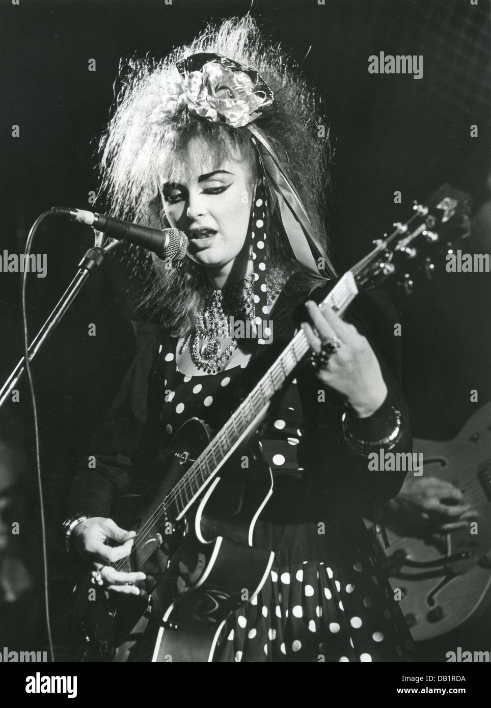 Strawberry switchblade hi-res stock photography and images - Alamy