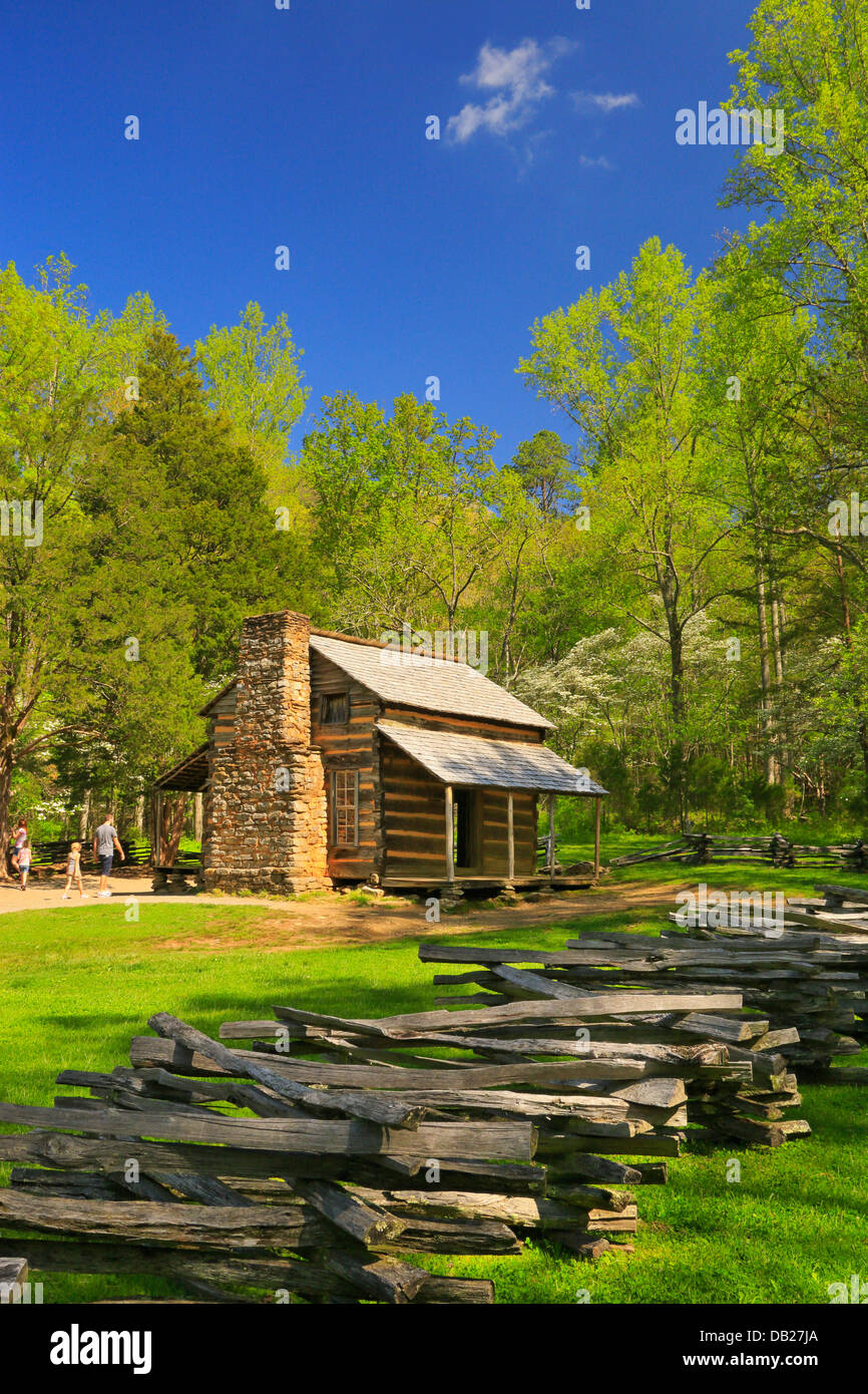 John Oliver Cabin, Cades Cove, Great Smoky Mountains National Park, Tennessee, USA Stock Photo