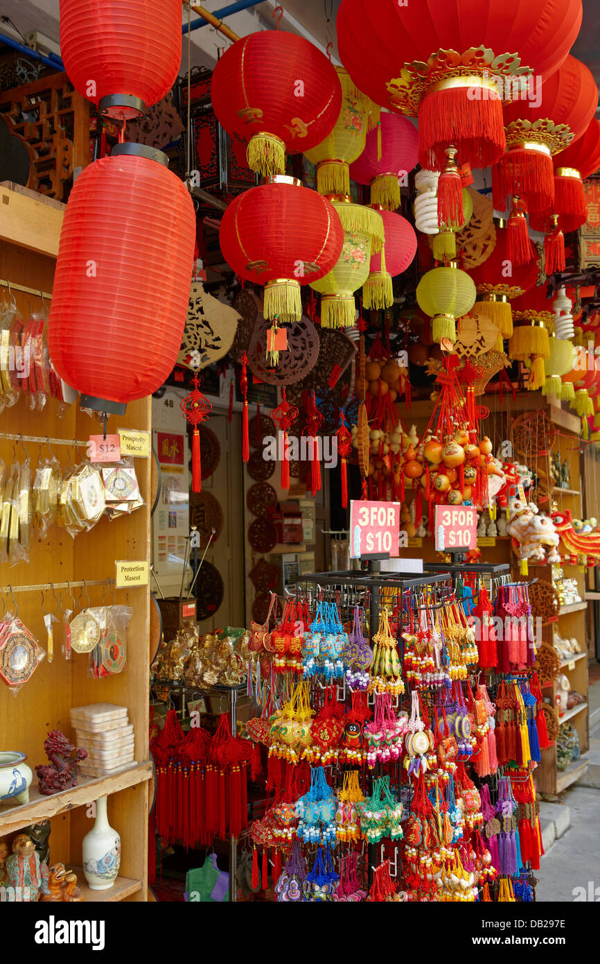 Souvenir shop in Chinatown, Singapore Stock Photo Alamy