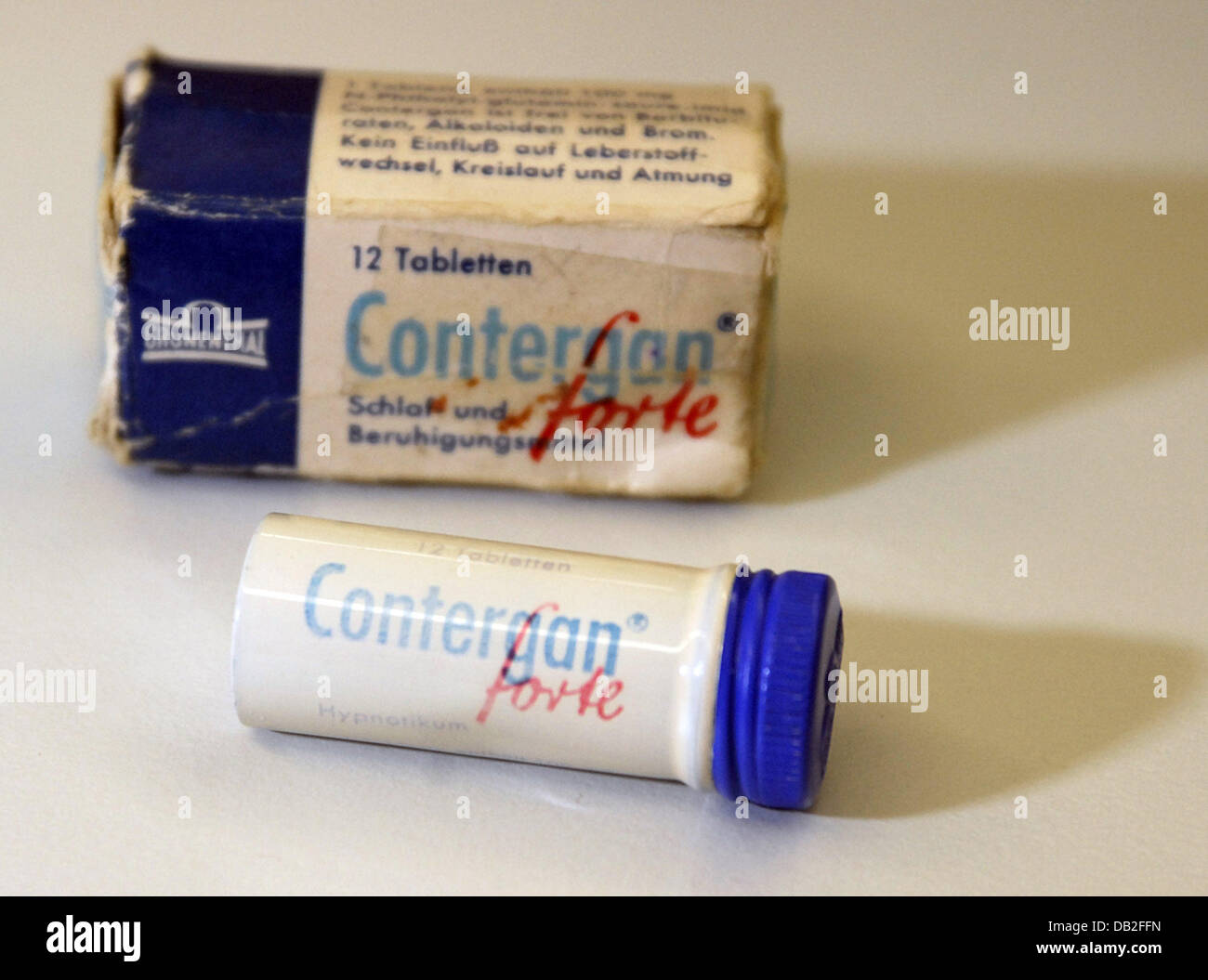 The picture shows an original packing of 'Contergan' medecine in Ulm, Germany, 13 November 2007. 'Contergan' caused congenital deformities for newborns in the 1950s and 1960s. Photo: Stefan Puchner Stock Photo