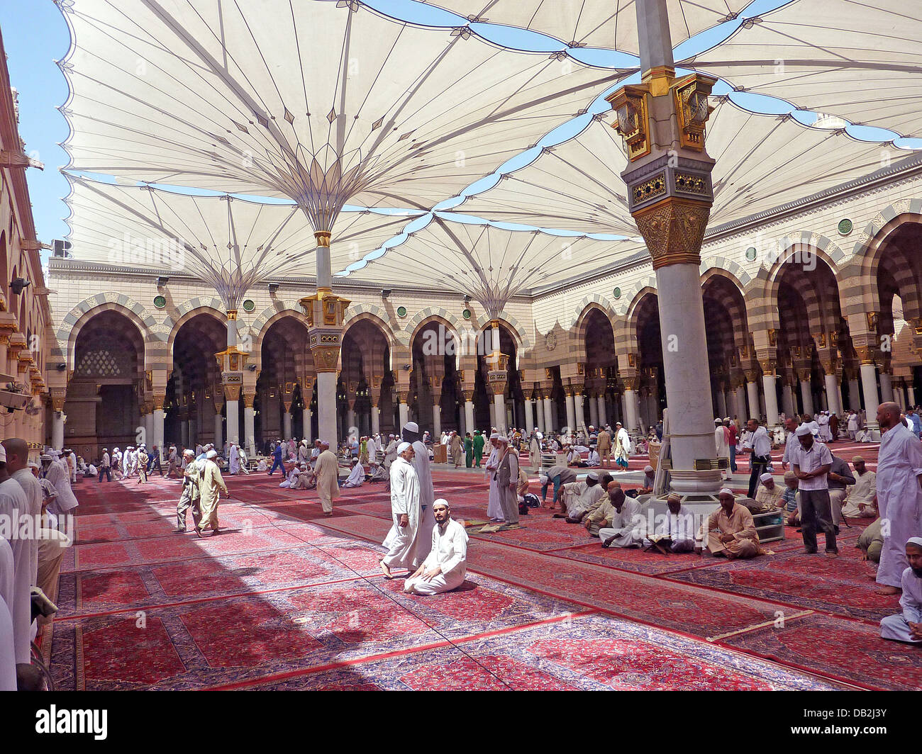 Nabawi Mosque, Medina, Saudi Arabia Stock Photo Alamy