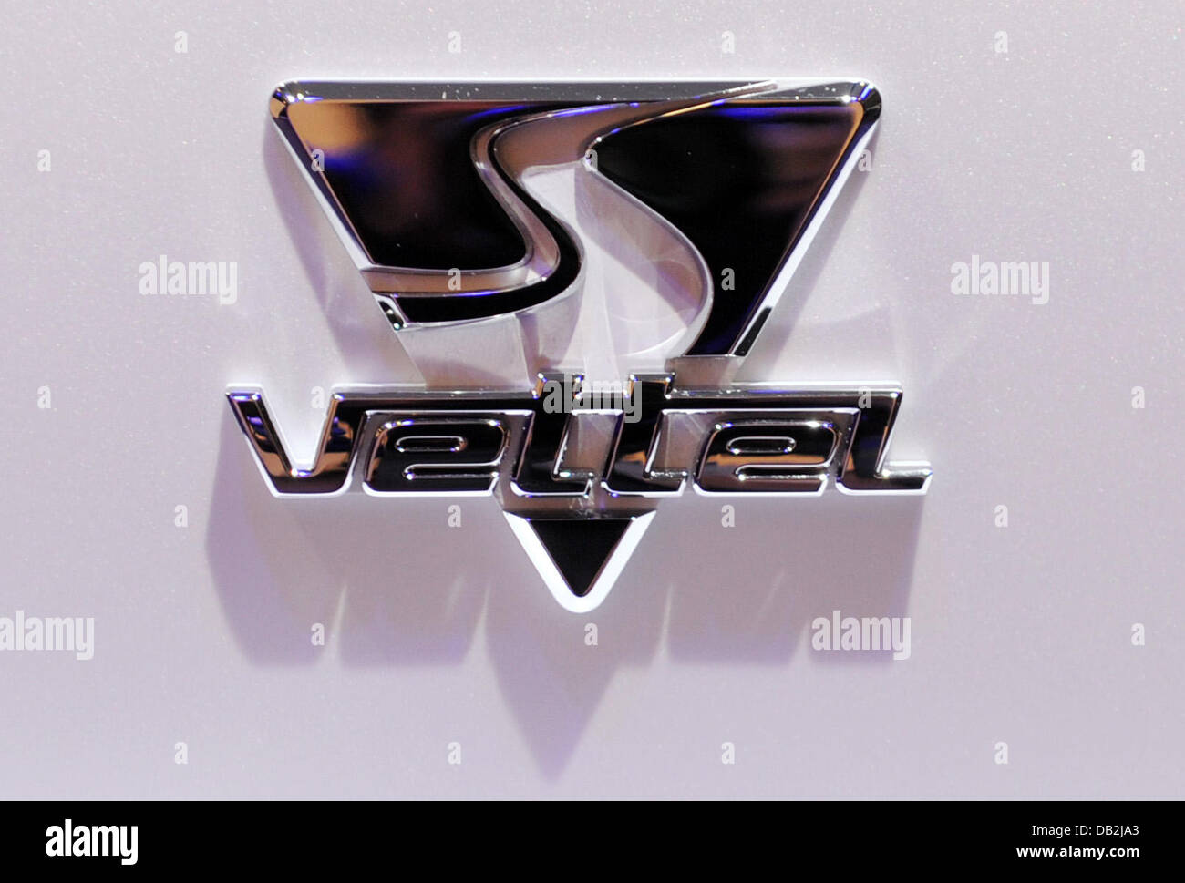 sebastian vettel logo