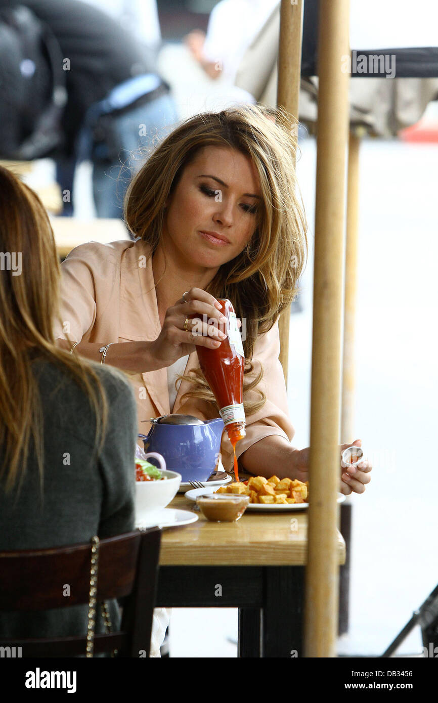 Audrina Patridge filming at Toast restaurant Los Angeles, California