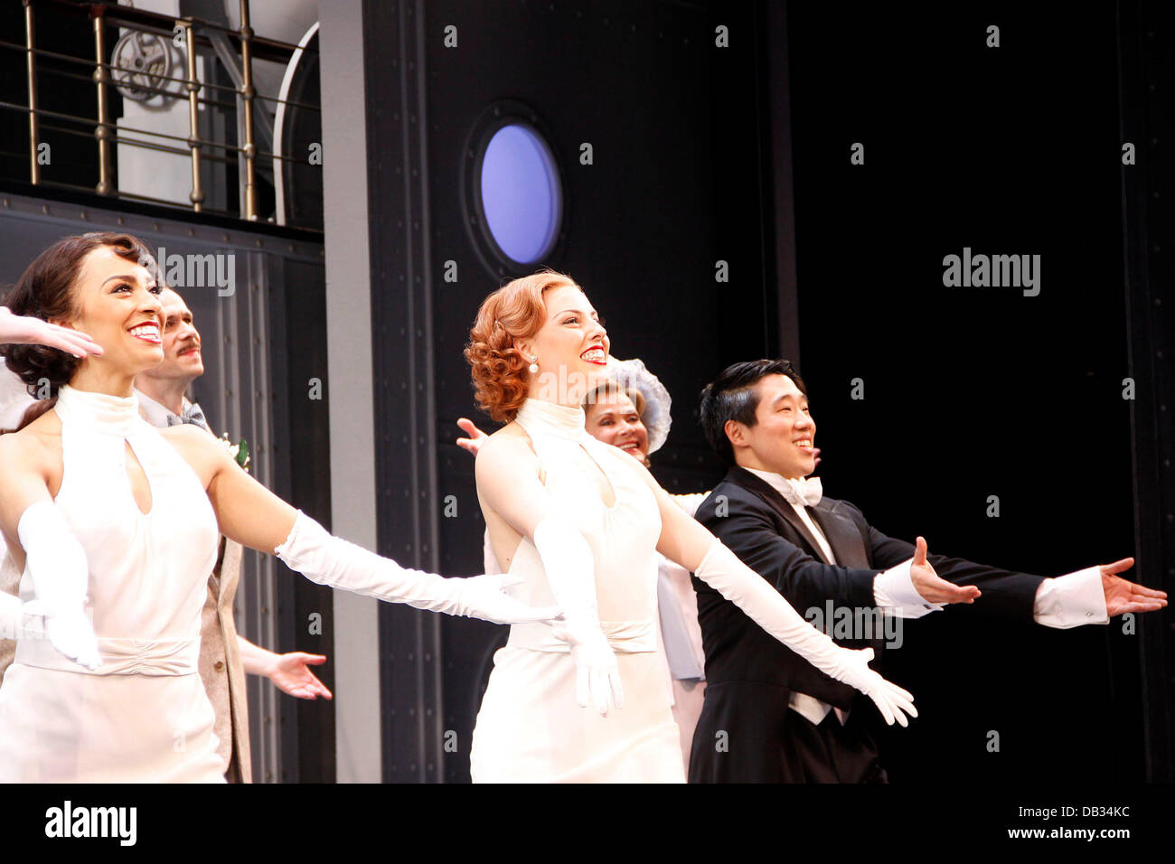 Cast Opening night of the Broadway musical production of 'Anything Goes ...