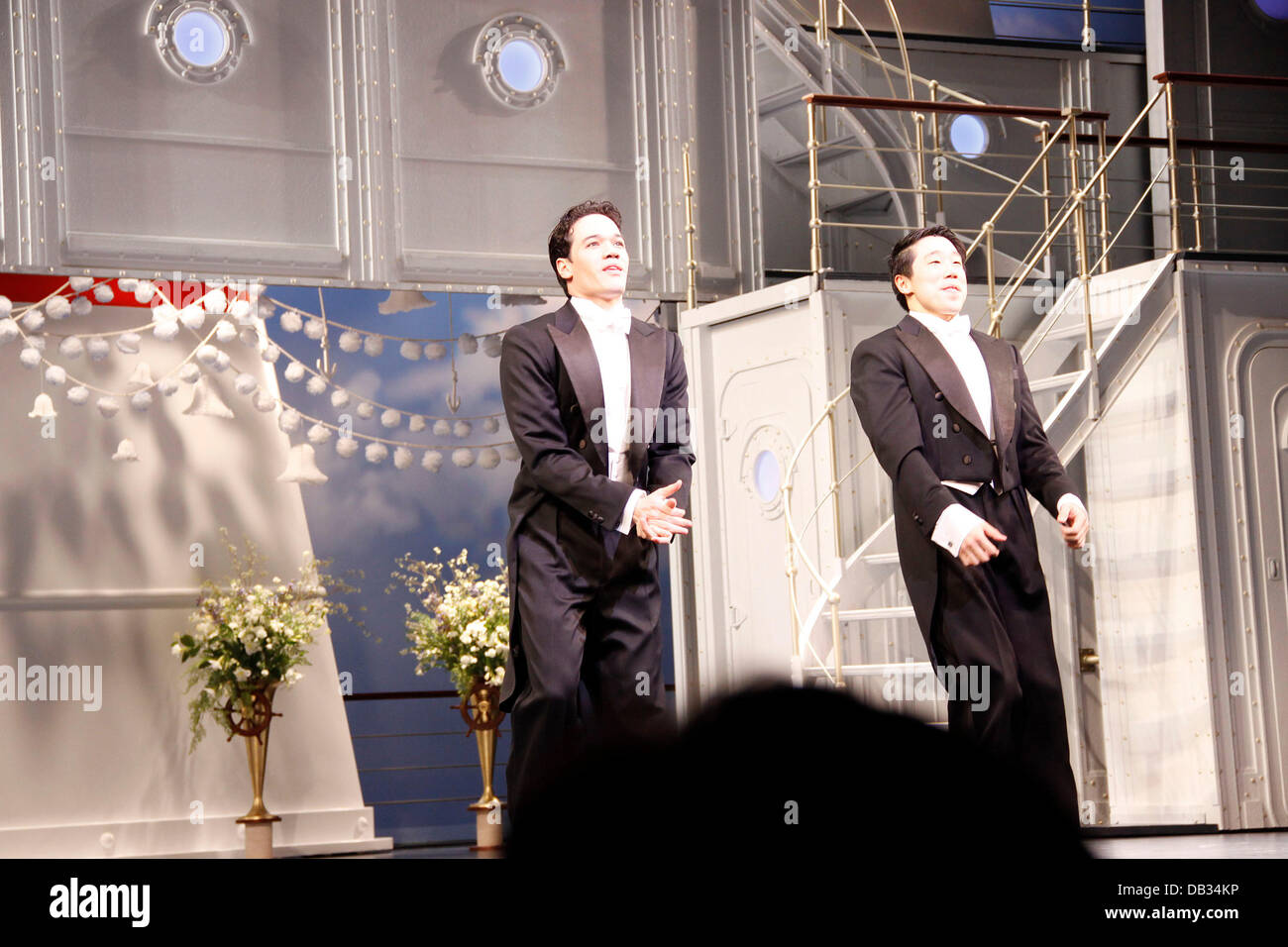 Cast Opening night of the Broadway musical production of 'Anything Goes ...