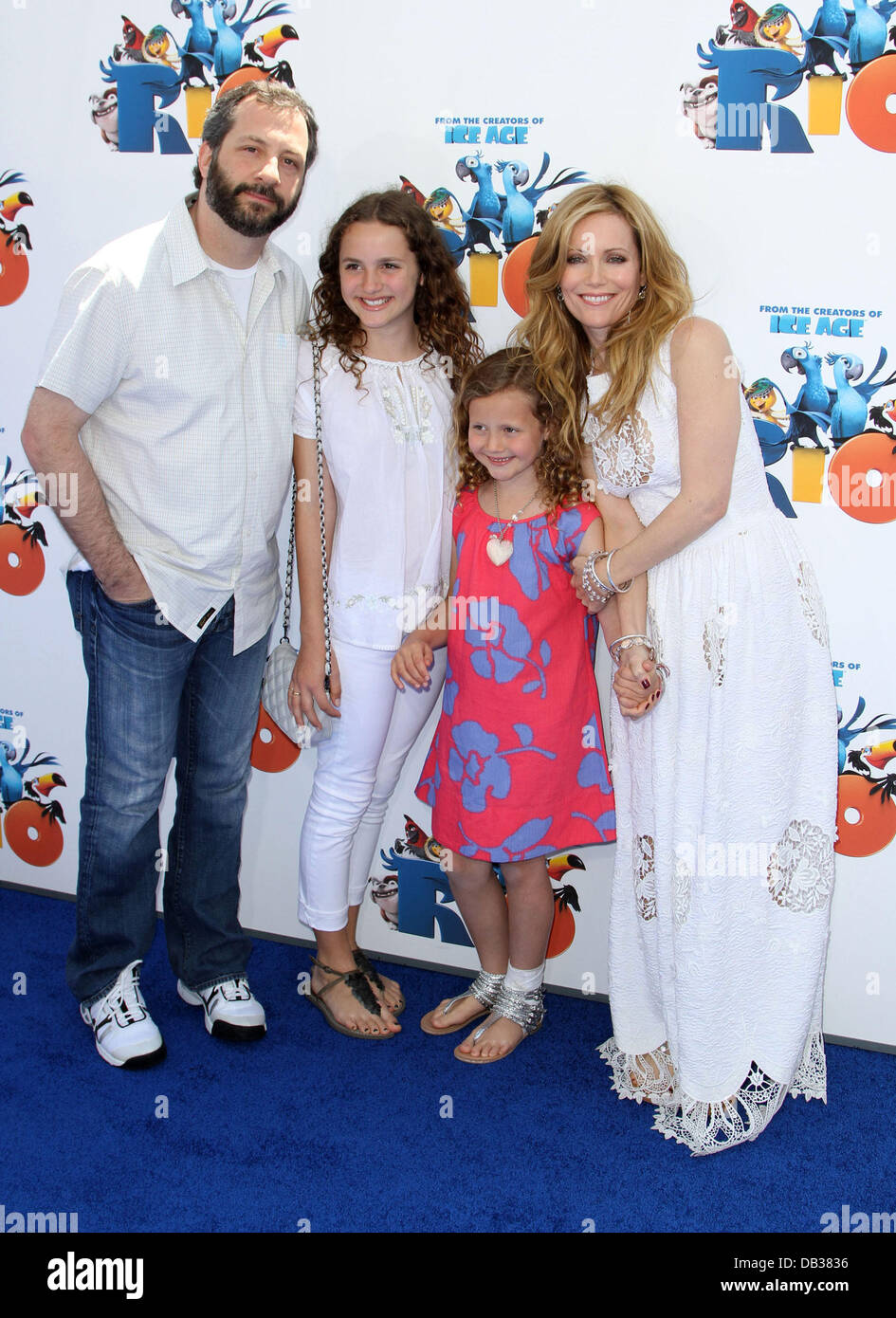 Judd Apatow, Leslie Mann with daughters Los Angeles premiere of 'Rio(01)