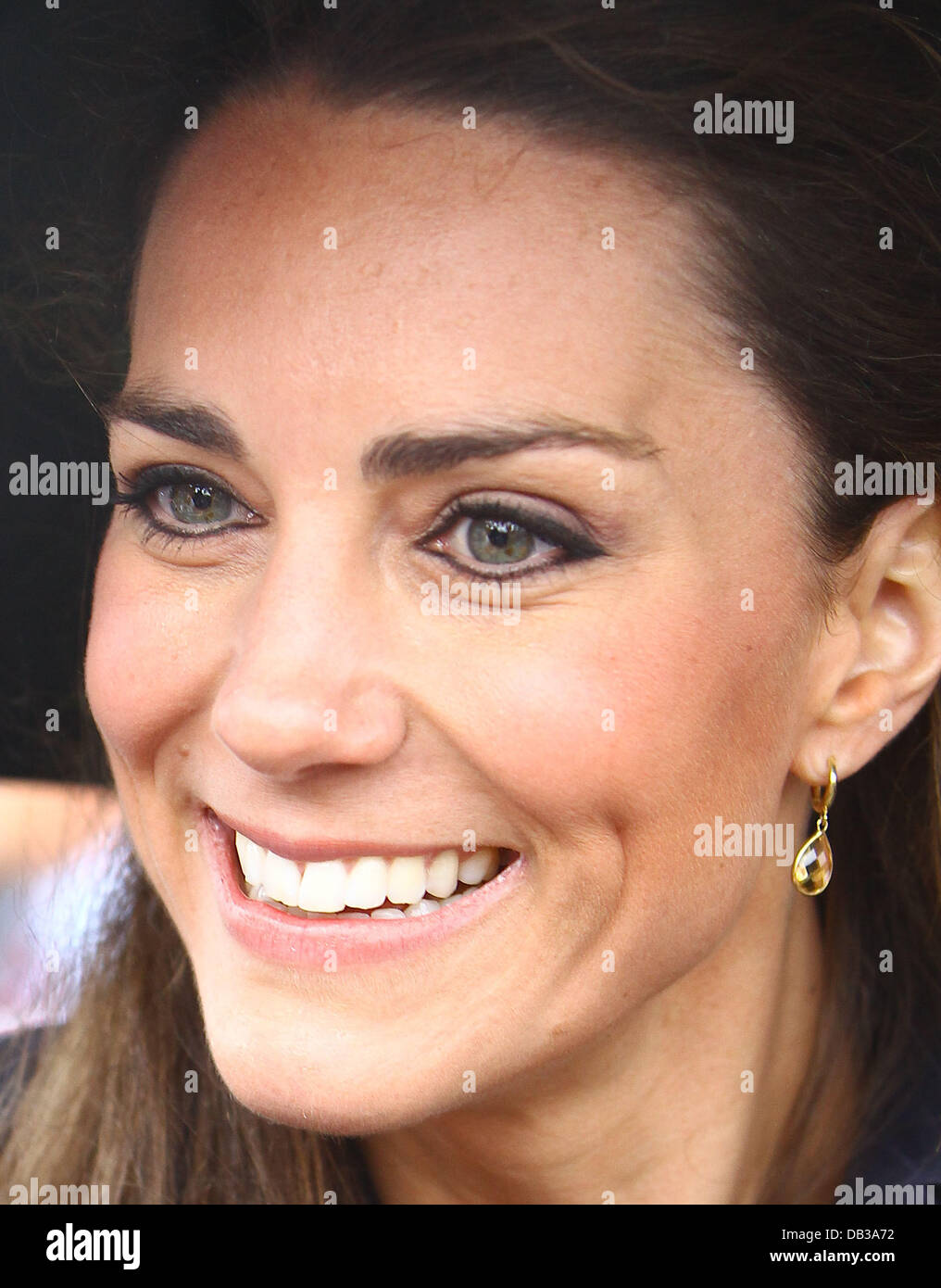 Kate Middleton leaves after opening the Darwen Aldridge Community Academy (DACA) Darwen, England - 11.04.11 Stock Photo