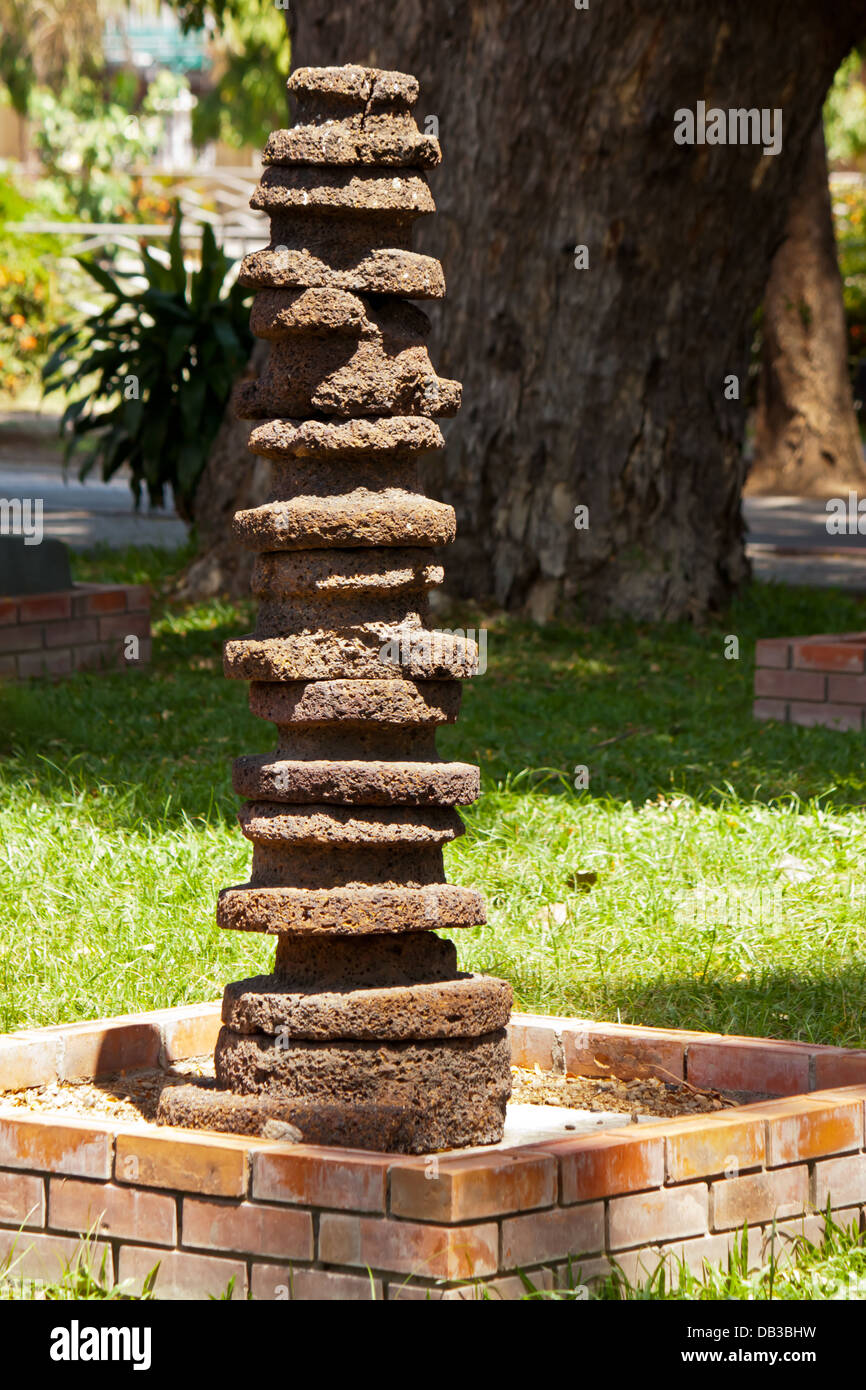 Layed With Rocks Laid brickwork hi-res stock photography and images - Alamy