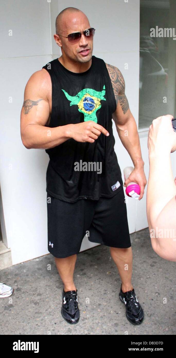 Dwayne Johnson, aka The Rock, leaves A!Bodytech gym in Copacabana Rio de  Janeiro, Brazil - 11.04.11 Stock Photo - Alamy