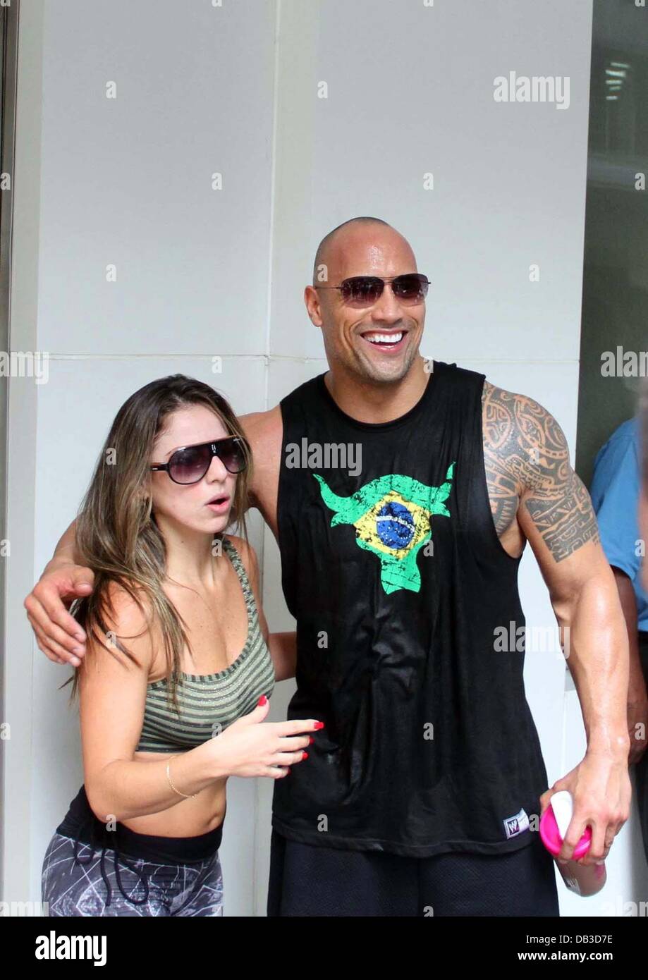 Dwayne Johnson, aka The Rock, leaves A!Bodytech gym in Copacabana Rio de  Janeiro, Brazil - 11.04.11 Stock Photo - Alamy