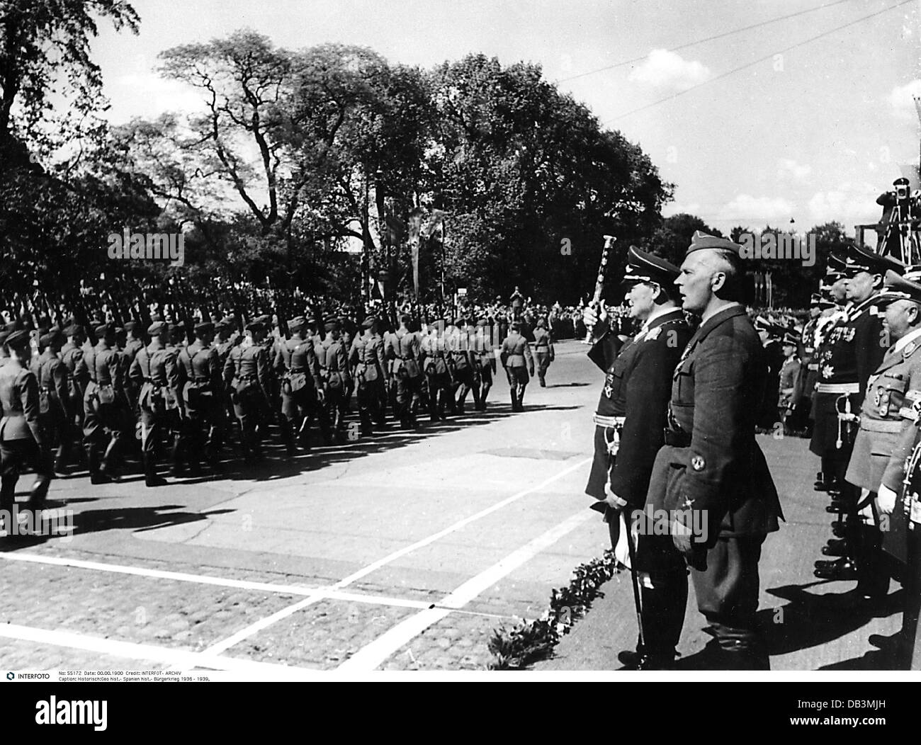 geography / travel, Spain, Spanish Civil War 1936 - 1939, German soldiers of the 'Legion Condor' during the victory parade, Karl-Muck-Platz, Hamburg, 31.5.1939, right: Hermann Goering, General Wolfram von Richthofen, Hugo Sperrle, Robert Ley, Additional-Rights-Clearences-Not Available Stock Photo