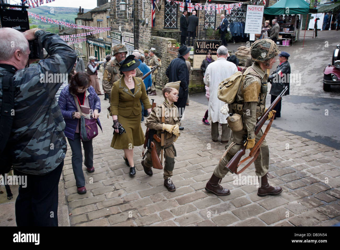 1940s Weekend in the streets of Haworth, West Yorkshire, UK Stock Photo