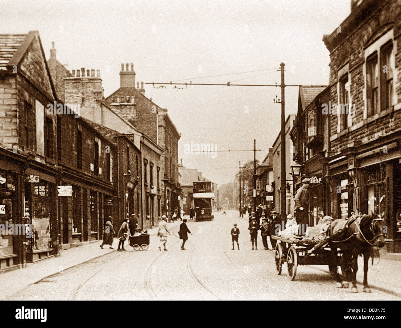 Horbury High Street early 1900s Stock Photo Alamy