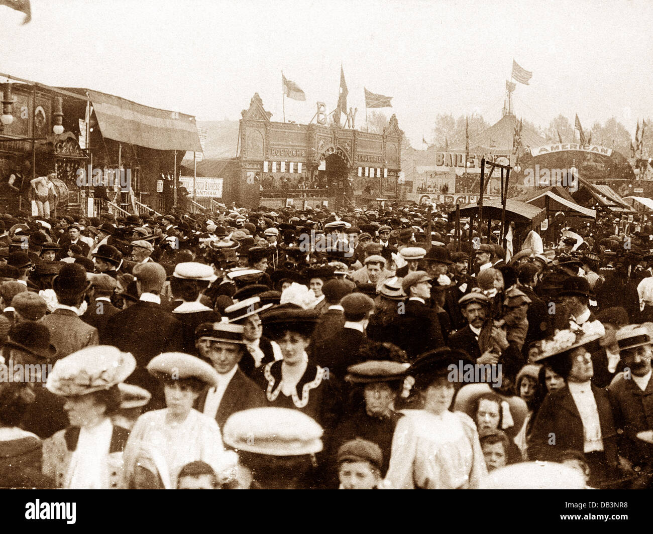 Hull fair hires stock photography and images Alamy