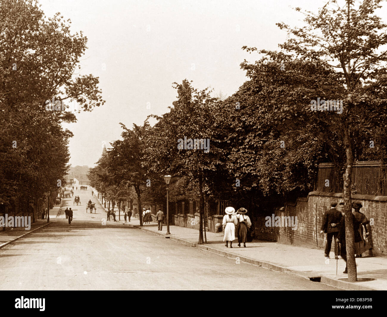 Retford London Road early 1900s Stock Photo