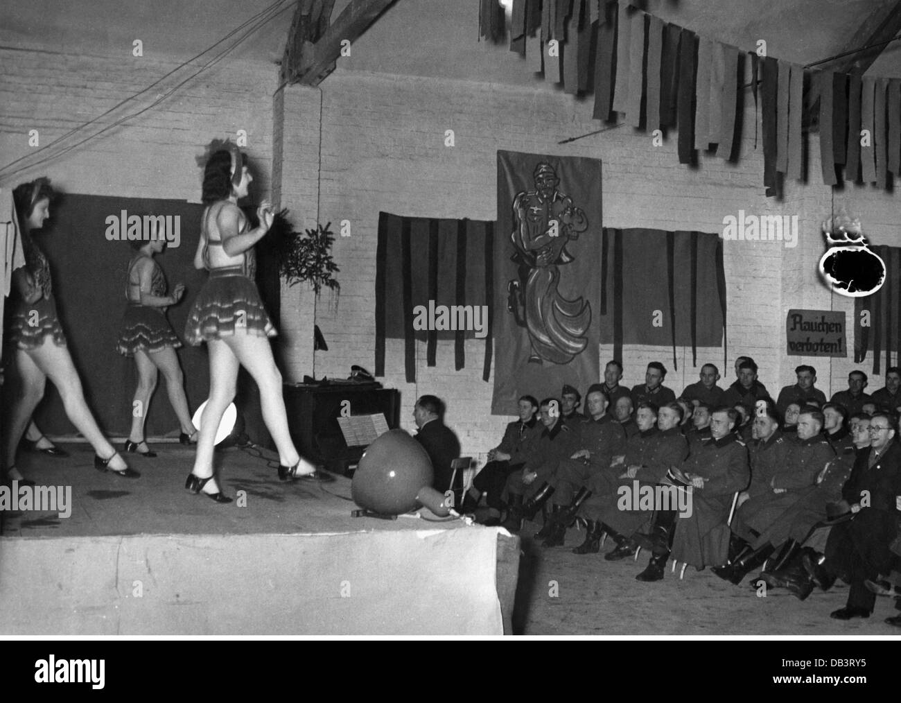 National Socialism, organisations, 'Strength Through Joy' ('Kraft durch Freude', KDF), KDF front theatre, dancers on the stage, February 1940, Additional-Rights-Clearences-Not Available Stock Photo