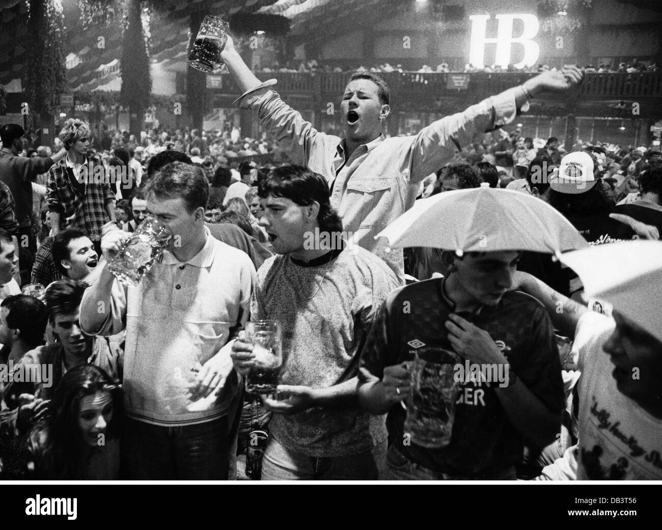 geography / travel, Germany, Munich, Oktoberfest, drunken youths in the Hofbrau-Festzelt, October 1990, Additional-Rights-Clearences-Not Available Stock Photo