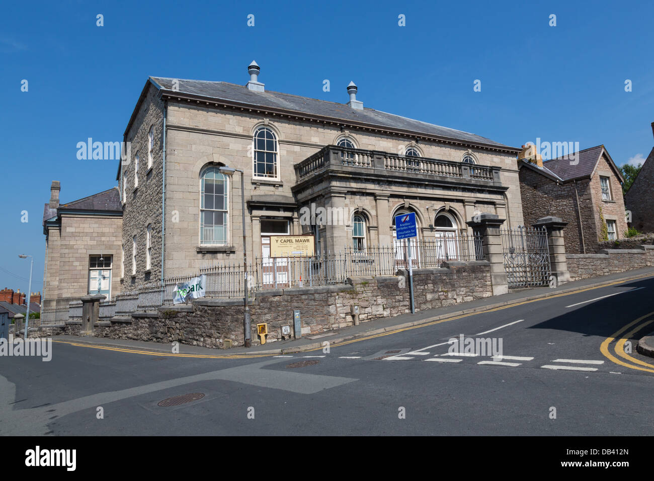 Capel Mawr, Presbyterian Church of Wlaes, Denbigh town centre Stock