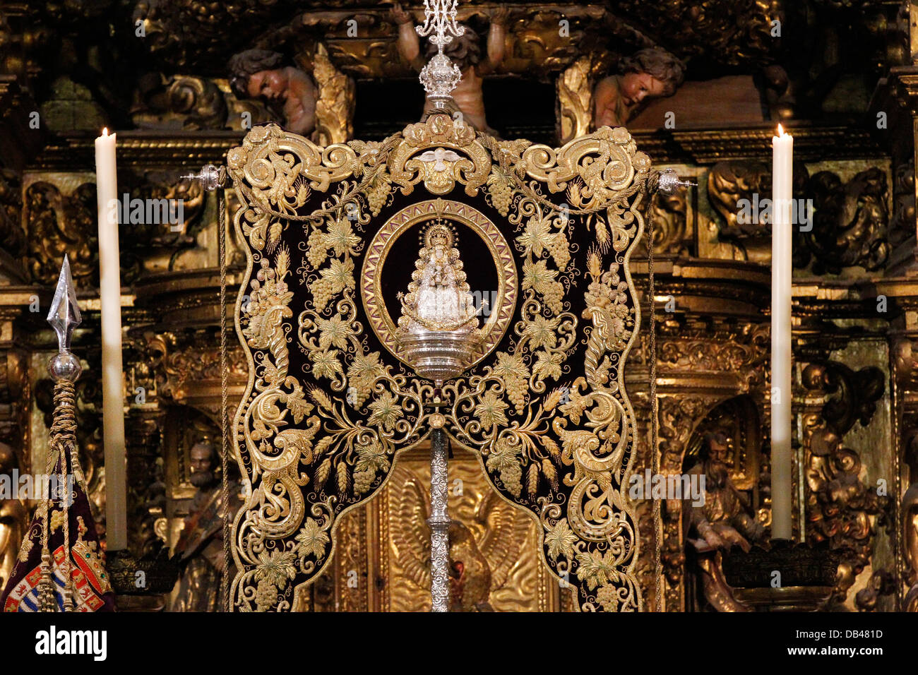 Gilded portrayal of Virgin Mary at the altar in a church in Jerez de la Frontera, Spain Stock Photo