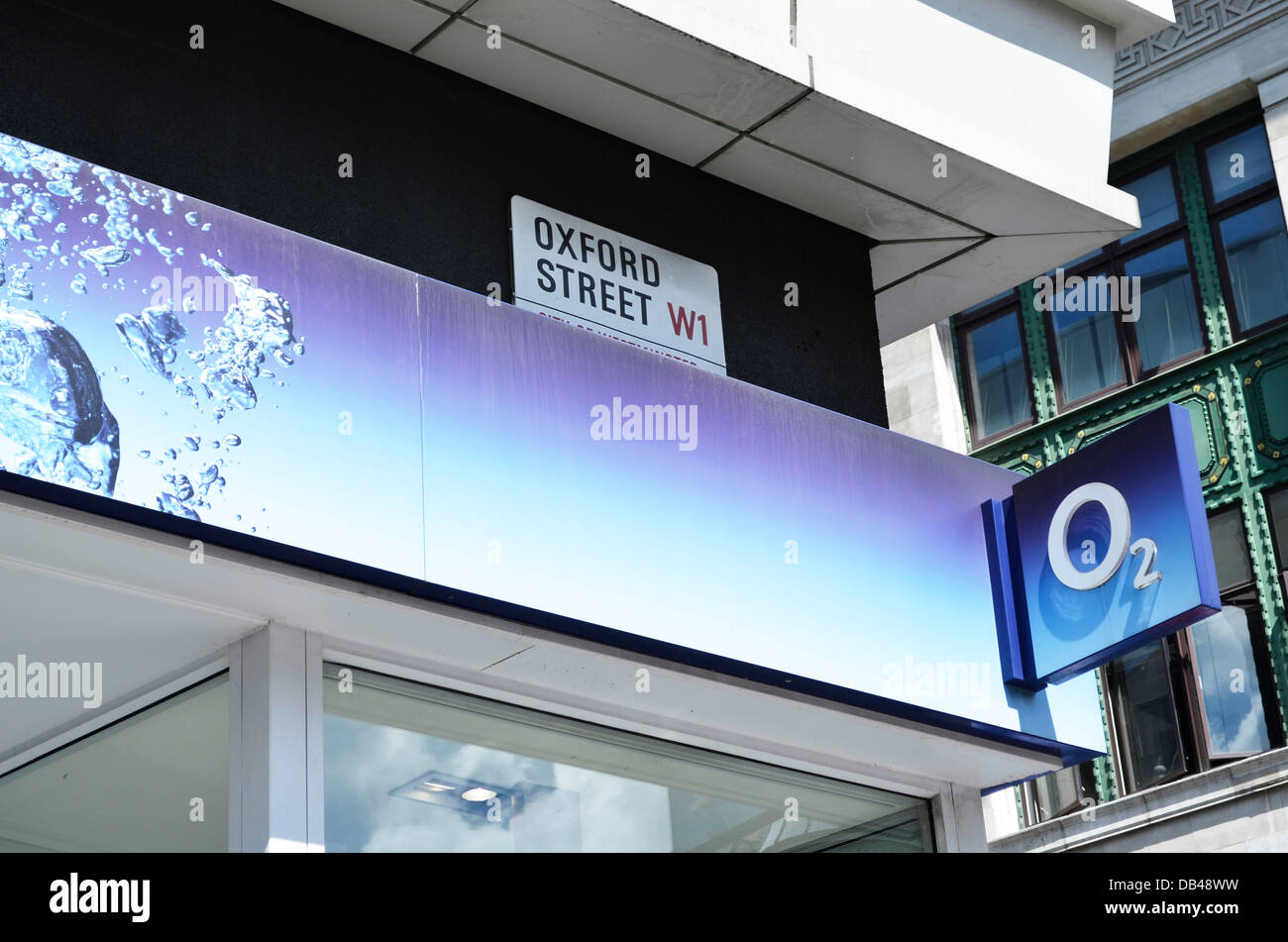 O2 Oxford Street store front Stock Photo