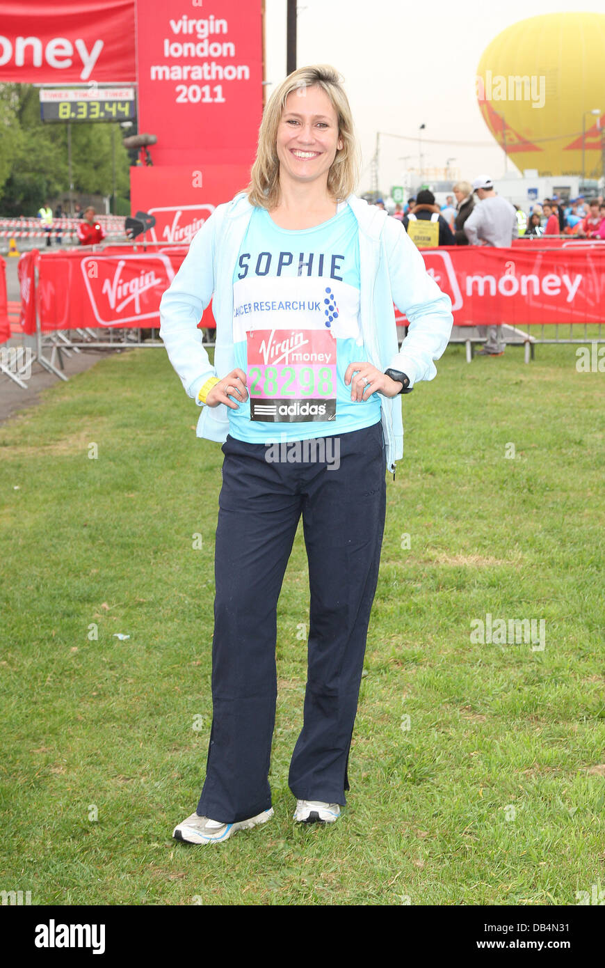 Sophie rayworth the 2011 london marathon london hi-res stock
