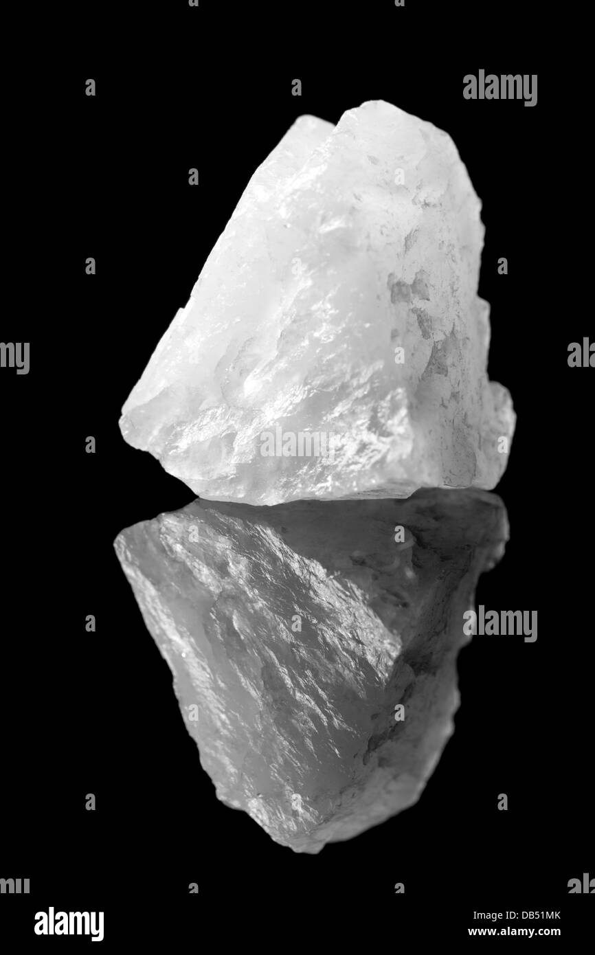 Milky quartz hires stock photography and images Alamy