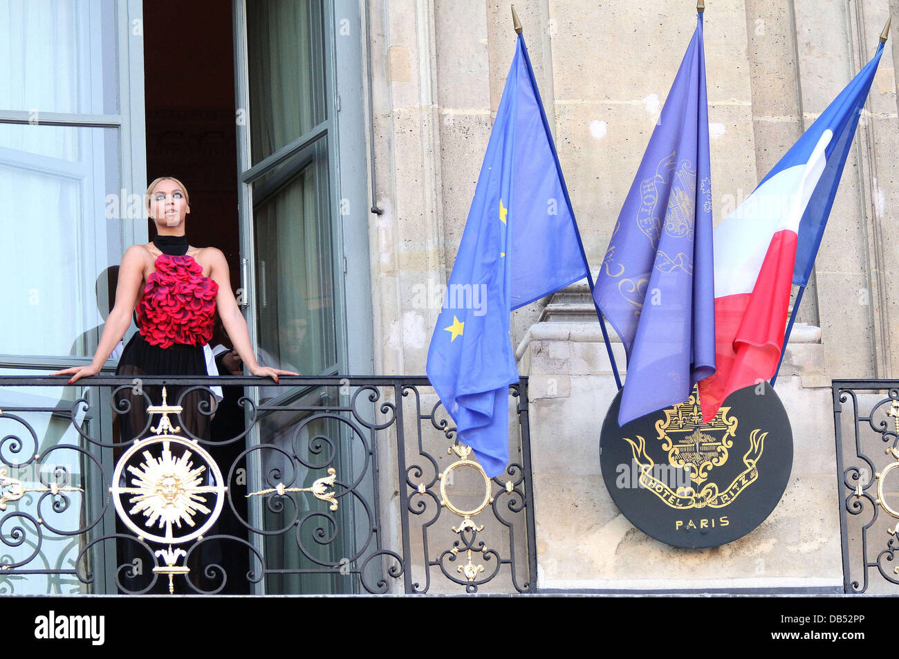 Beyonce Knowles posing on a balcony of the Ritz hotel during a photo ...