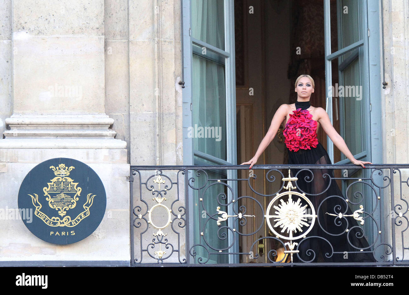 Beyonce Knowles posing on a balcony of the Ritz hotel during a photo ...