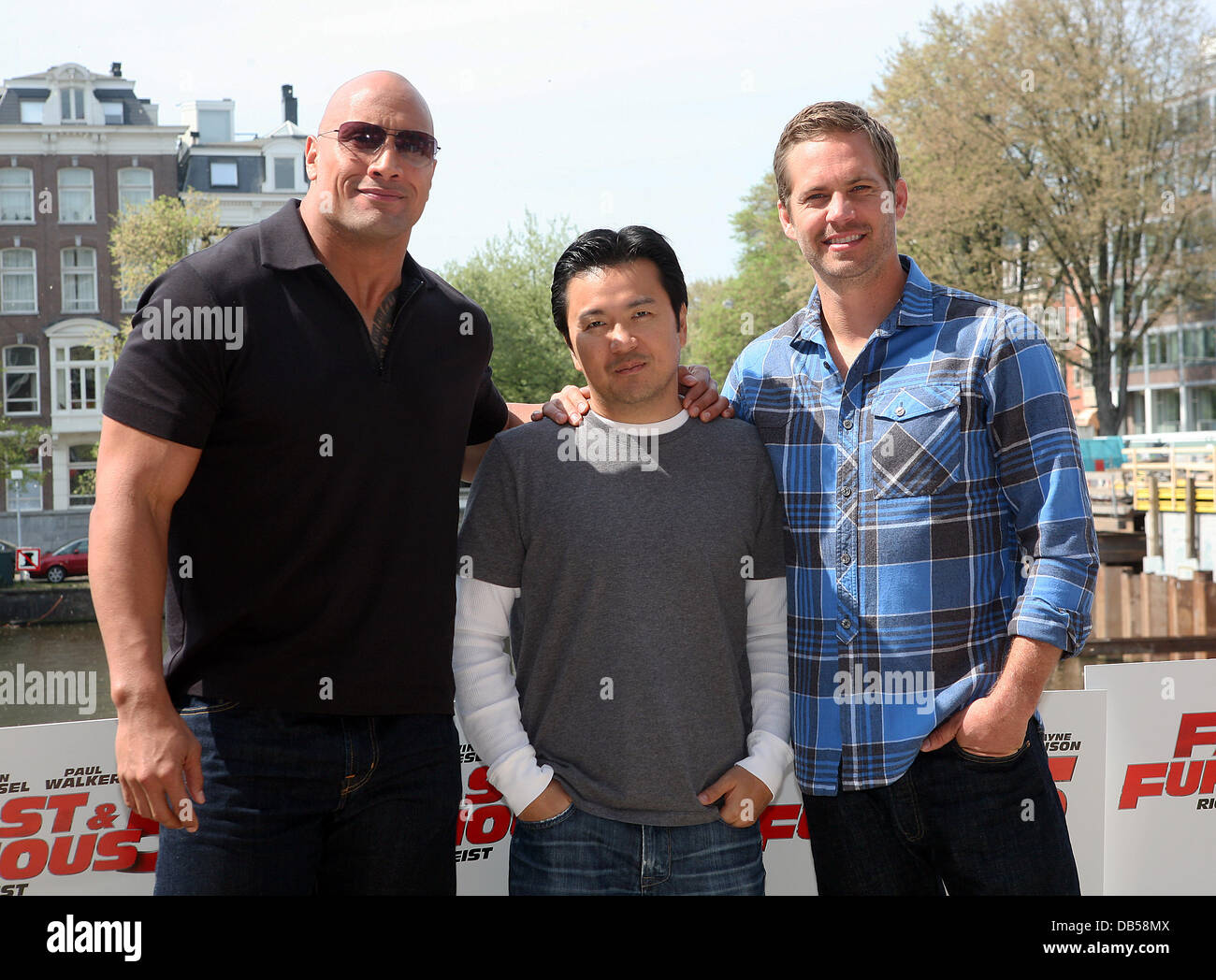 Optimaal deelnemen Tarief Dwayne Johnson, aka The Rock, Director, Justin Lin and Paul Walker attend a  Photocall for "Fast & Furious 5: Rio Heist" outside the Pathe Arena  Amsterdam, Netherlands - 26.04.11 Stock Photo - Alamy