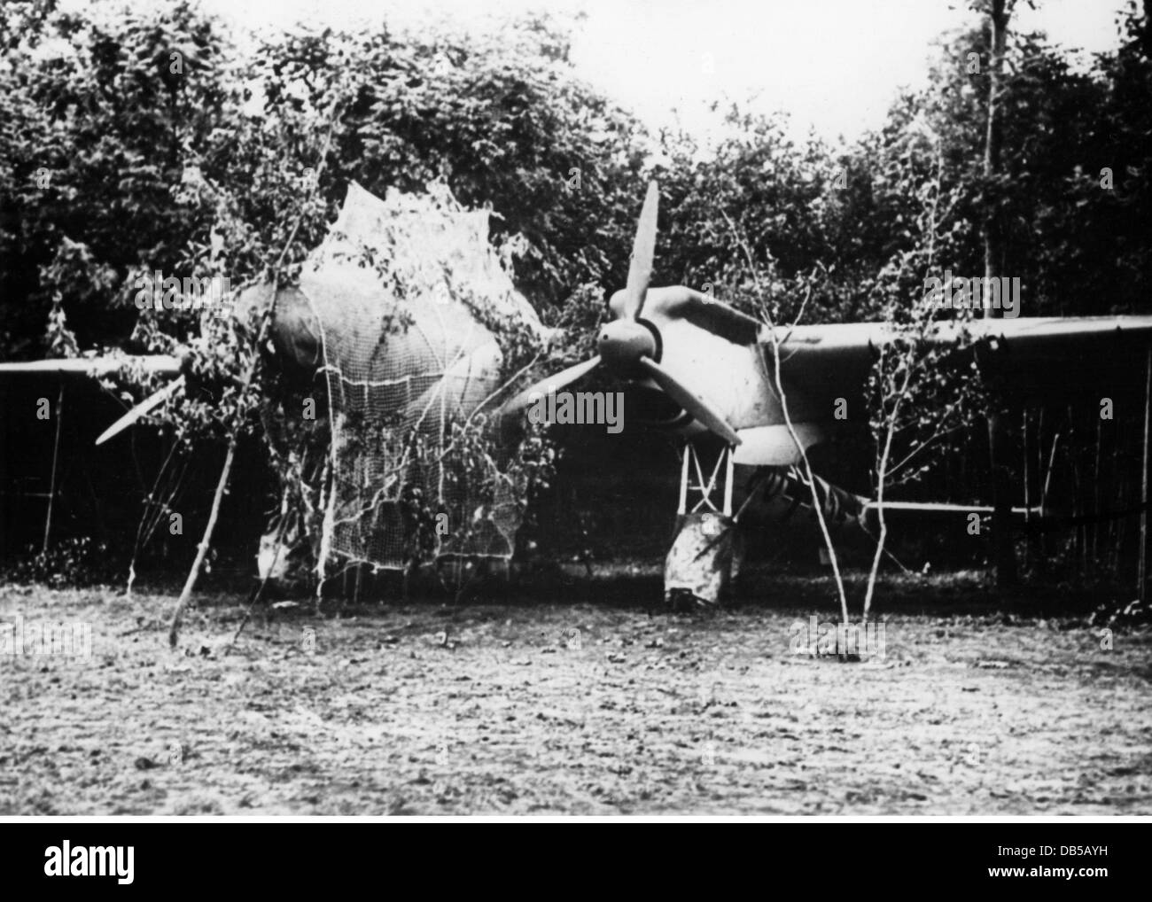 events, Second World War / WWII, aerial warfare, aircraft, camouflaged German bomber Dornier Do 17, Wienerwald, Austria, 1939, Do-17, Do17, bombers, 20th century, historic, historical, Luftwaffe, Wehrmacht, Germany, Third Reich, plane, planes, Vienna Woods, camouflage, 1930s, Additional-Rights-Clearences-Not Available Stock Photo