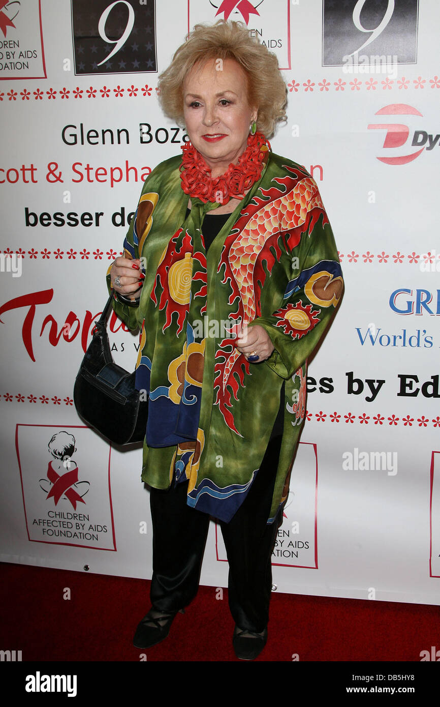 Doris Night Doris roberts the 9th annual night hi-res stock photography and images ...