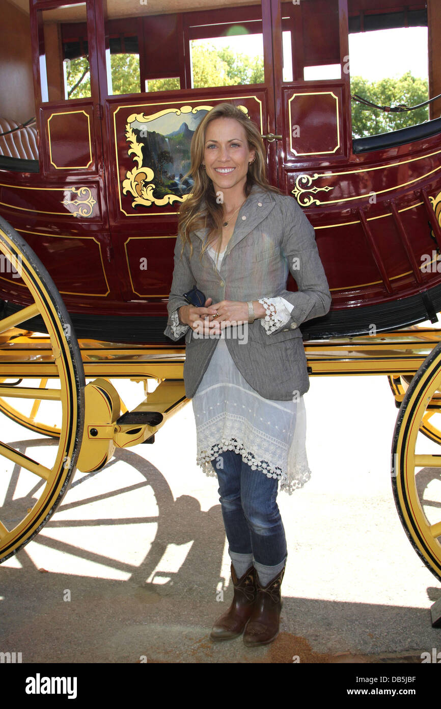 Sheryl Crow The 21st Annual 'Priceline Hollywood Charity Horse Show