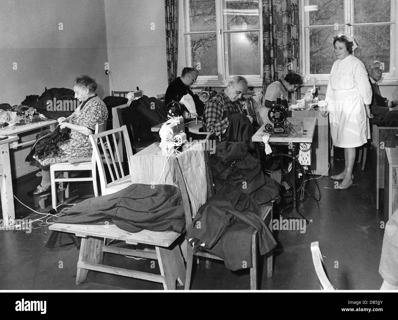 medicine, psychatry, working therapy, taylor shop of  Wilhelm-Griesinger-Krankenhaus, Berlin-Biesdorf, 1950s, , Additional-Rights-Clearences-Not Available Stock Photo