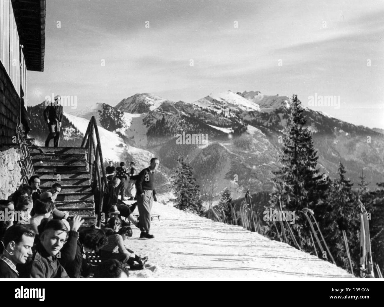 Bavarian alps 1950s hi-res stock photography and images - Alamy