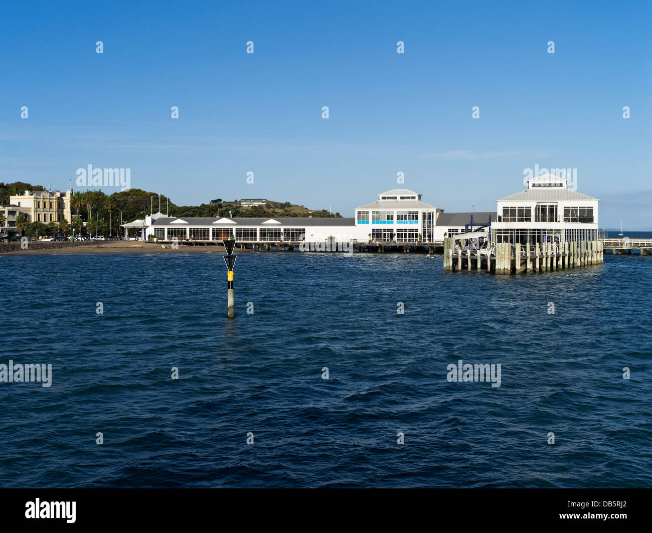 dh Auckland Harbour DEVONPORT NEW ZEALAND Devonport ferry pier Waitemata harbour Stock Photo