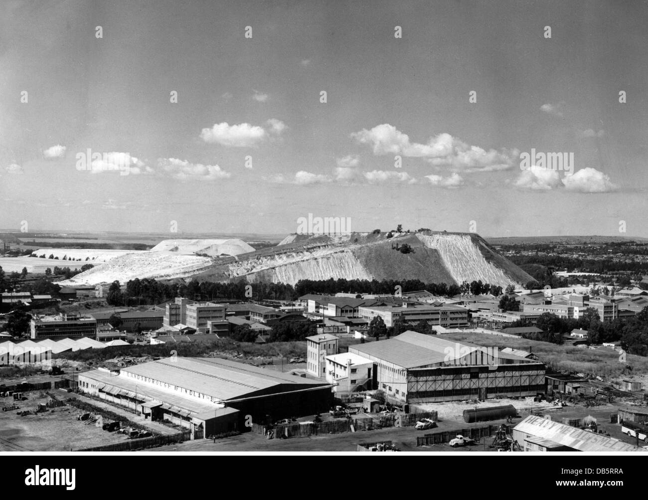 mining, gold, Witwatersrand ore smelting works, Johannesburg, South Africa, 1950s, Additional-Rights-Clearences-Not Available Stock Photo