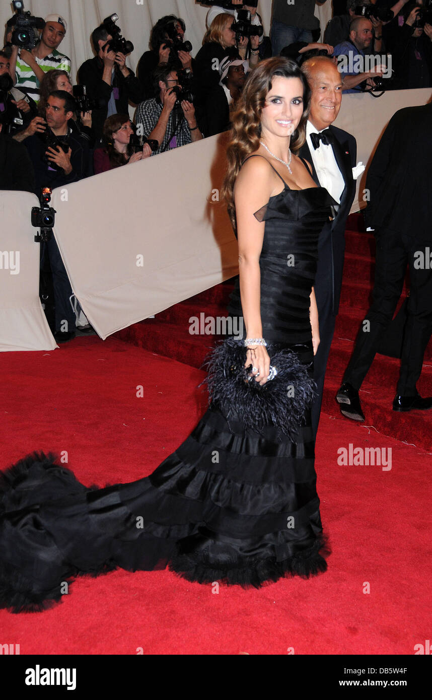 Penelope Cruz Alexander McQueen Savage Beauty' Costume Institute Gala 2011 at The Metropolitan