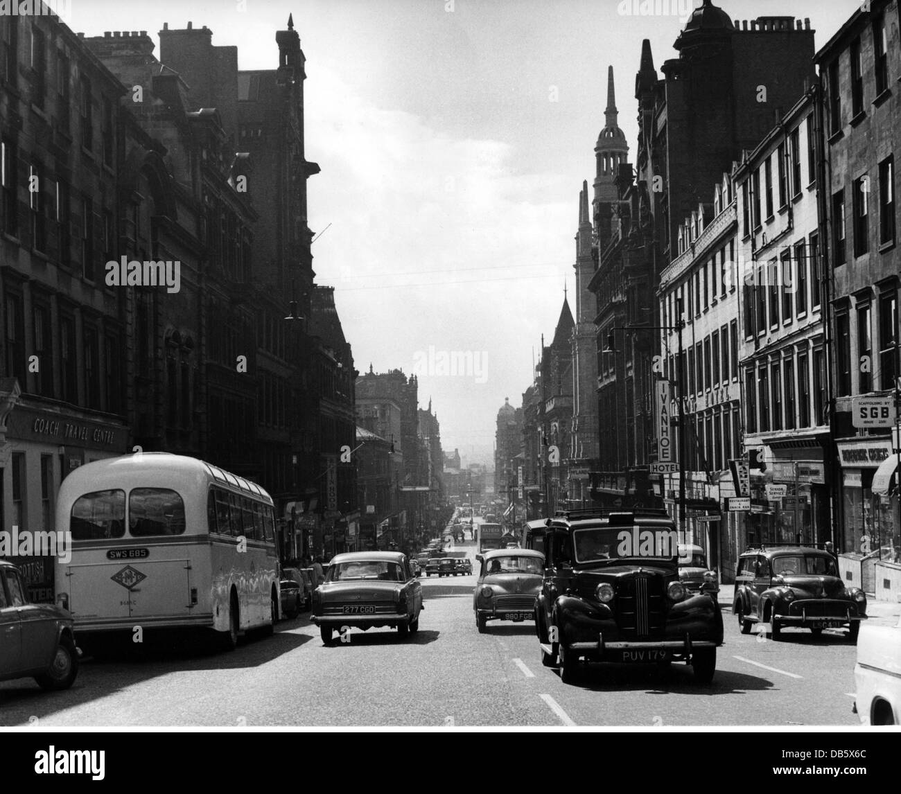 geography / travel, Great Britain, Glasgow, street scenes, 1960s, 60s, 20th century, historic, historical, Western Europe, Scotland, car, cars, transport, transportation, street scene, street scenes, pedestrian, pedestrians, passer-by, passerby, passers-by, inner city, midtown, city centre, town centre, urban core, people, Additional-Rights-Clearences-Not Available Stock Photo